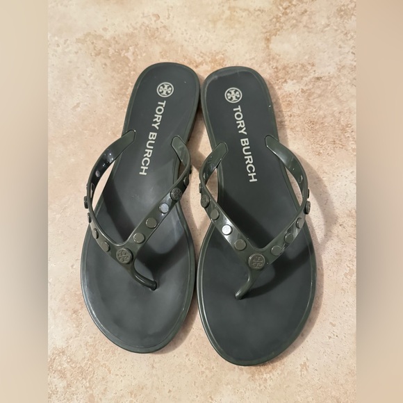 Tory Burch Jelly Thong Sandal 8 - Picture 1 of 3